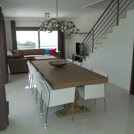 Super Luxury Villa With A Private Pool And Game Room, About 400 M From The Ocean ロウリニャン